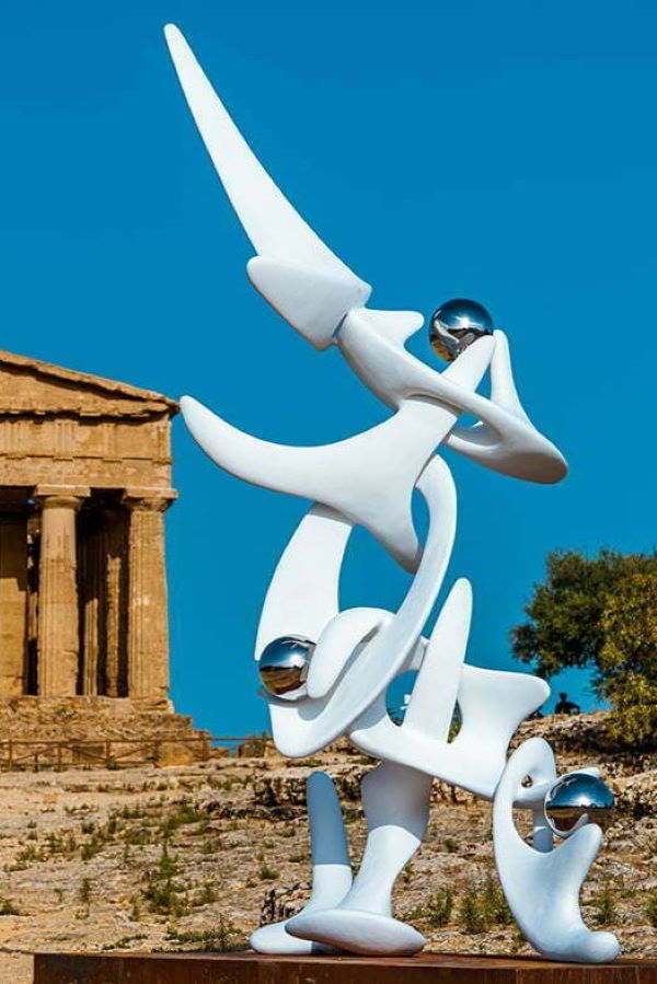 Gianfranco Meggiato's Uomo Quantico Contemporary Outdoor/Indoor sculpture